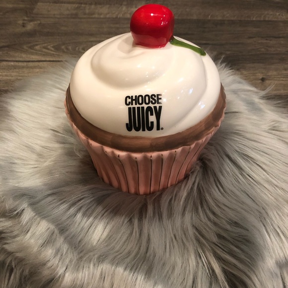 Juicy Couture Other - Juicy Couture 🧁Rare🧁 Cupcake Bank